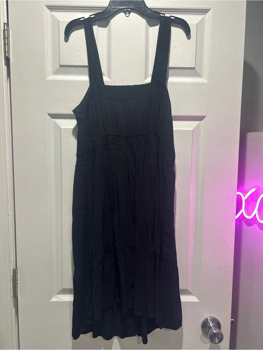 Knox Rose simple black